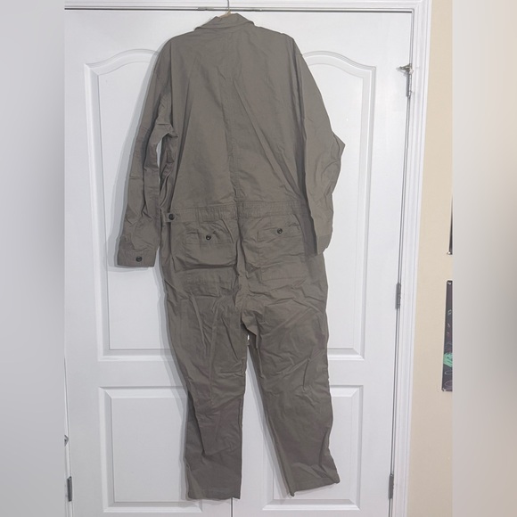 Brand new Banana Republic Men’s Explorer Flight Suit in Green six XL - Picture 2 of 7